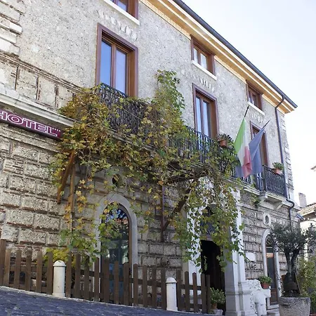 Hotel Cosilinum Padula